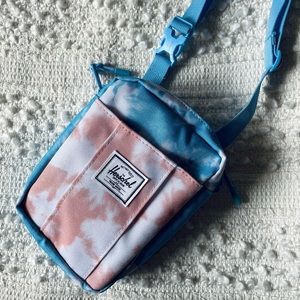 Herschel Cruz Crossbody Bag